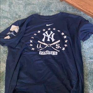 New York Yankees t shirt